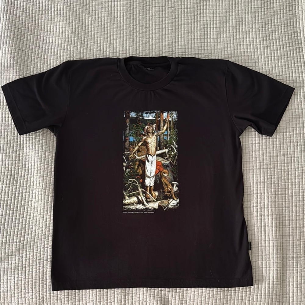 R Collection Black Graphic T-Shirt Vintage Finnish Design Size L
